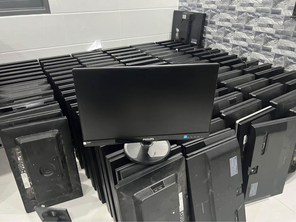 THU MUA MÀN HÌNH MÁY TÍNH CŨ GIÁ CAO HCM TẬN NƠI